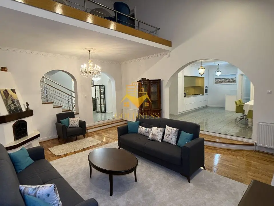 Casa individuala, 5 camere, curte, terasa, garaj, Gruia, zona Panoramic