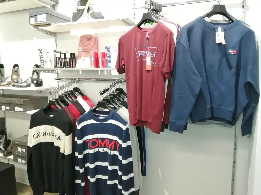 Spațiu comercial ultracentral, 200 mp singurul vad 100% pietonal Roman
