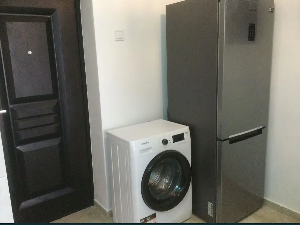 Proprietar vinde garsoniera zona CET Constanta