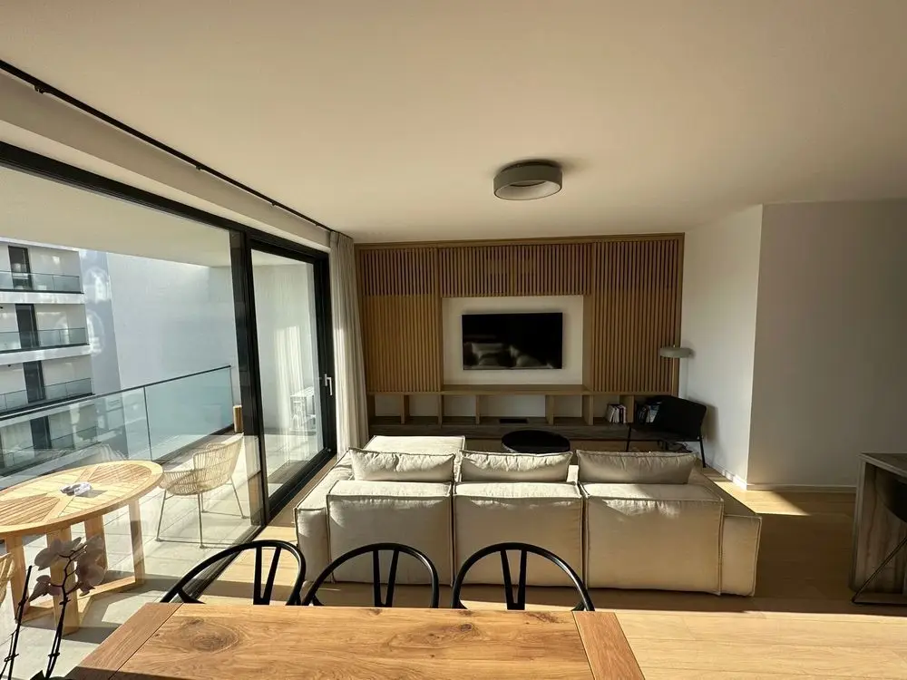 Apartament superb langa padure