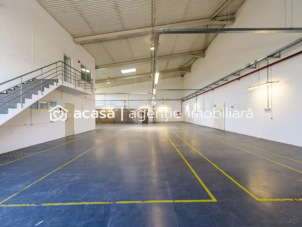 Hală industrială de vânzare 3495 mp în Arad