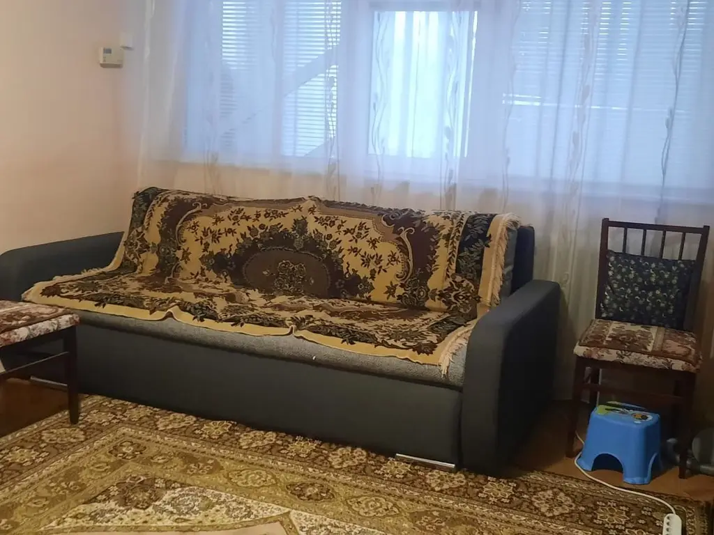 De inchiriat apartament cu 2 camere, Tiglina 2, et. 1, 350 euro