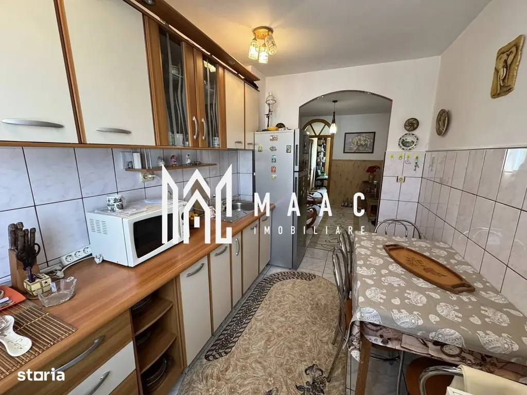 Apartament 3 camere decomandat | 2 balcoane | pivniță | Valea Aurie