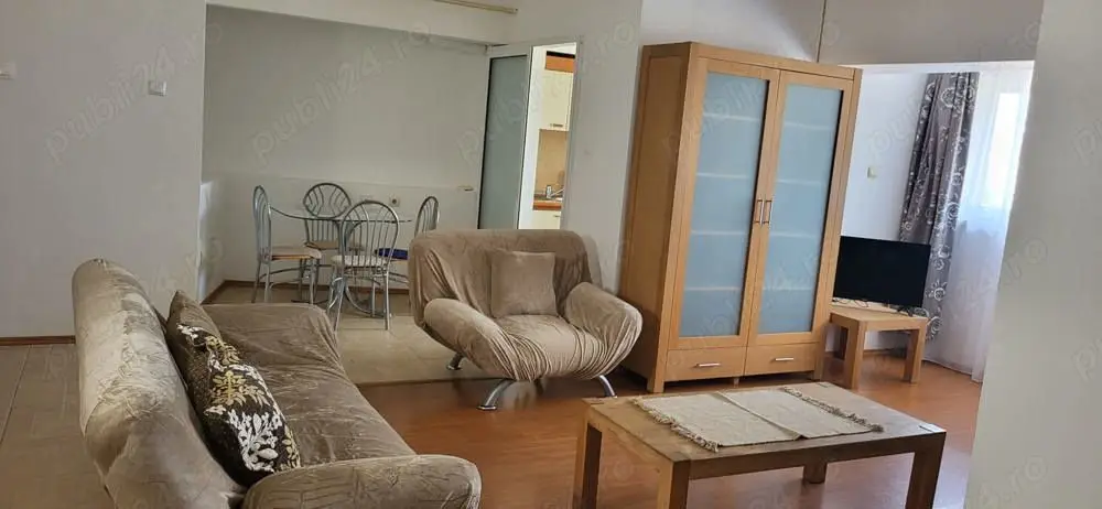 Vând apartament 2 camere ultracentral în Iași.