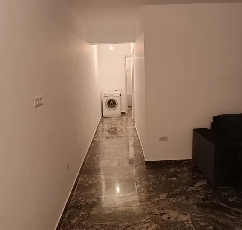 BRASADAS închiriază ap 3 cam etaj 2/3 Sos. Giurgiului.
