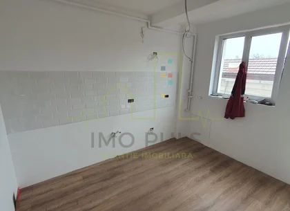 Penthouse. Lipovei. Terasa 66 mp. 2 Bai. Decomandat. Bucatarie inchisa