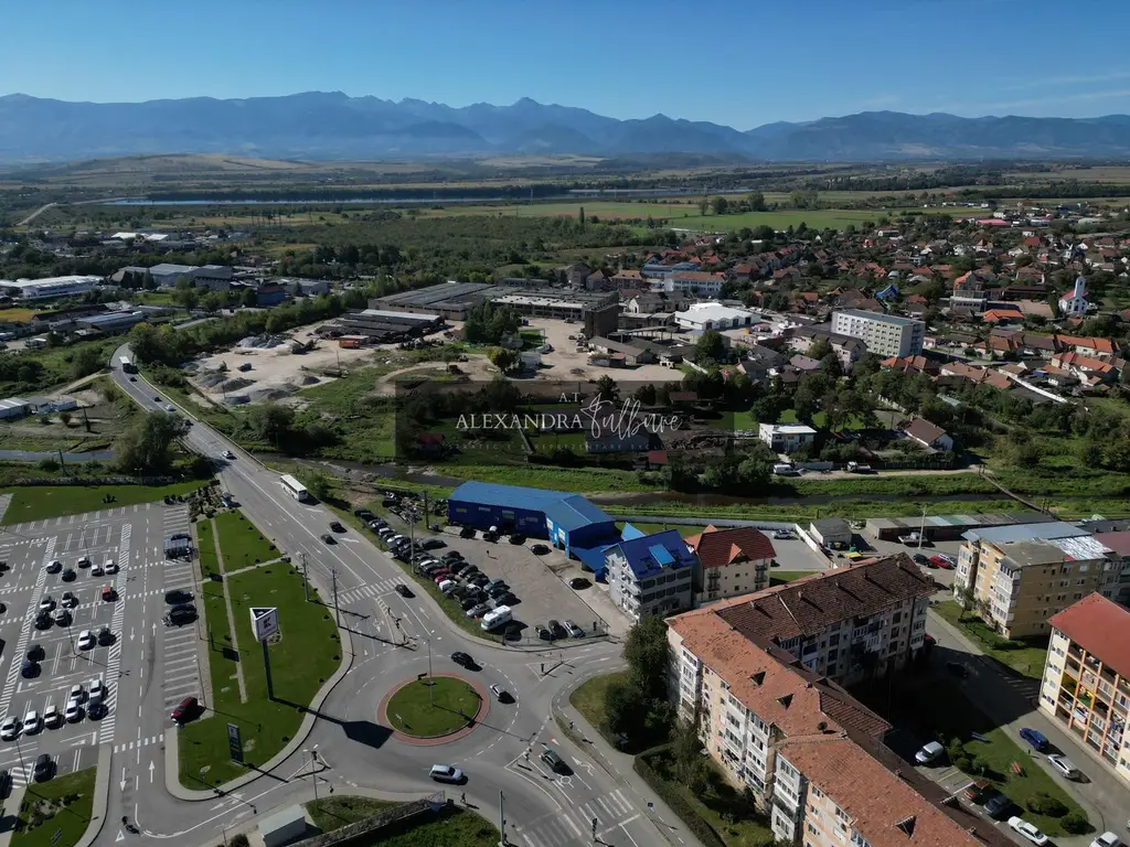 Oportunitate strategică de dezvoltare în Hațeg 3.079 mp