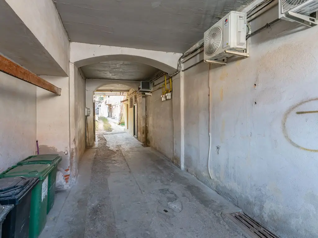 Clădire de vânzare în Brașovul Vechi | 16 camere | Potențial de dezvoltare
