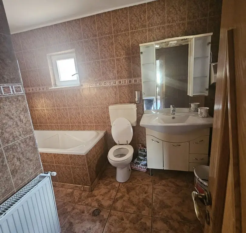 Casă spațioasă - Varianta Prundu Craiovei