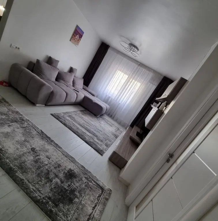 Apartament 4 camere modern