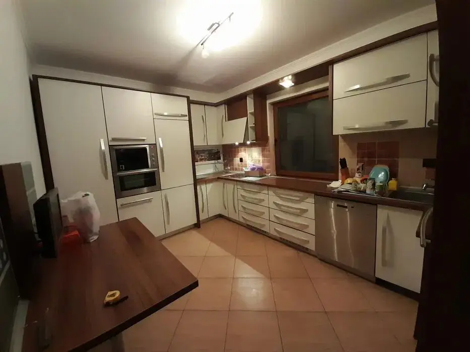 Ag EUROPA vinde casa NOUA individuala 5 cam. in Lazuri cu teren 7 ari.