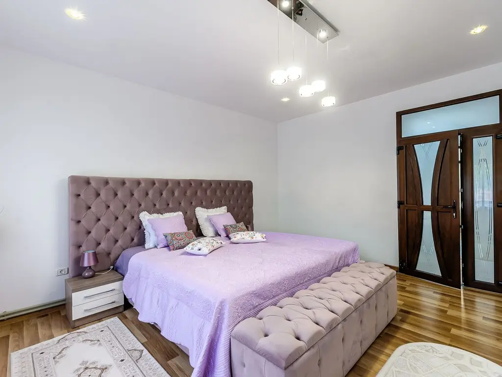Rezervat Proprietate de vis cu teren 2880 mp și facilități PREMIUM