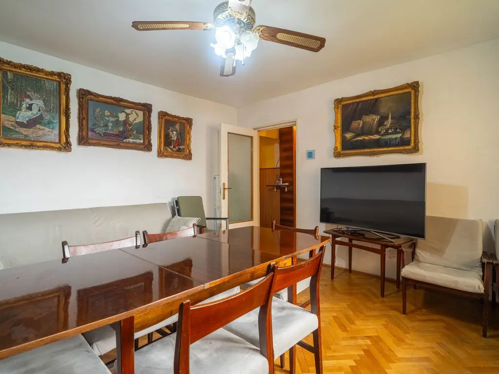 Apartament spațios cu 4 camere – Zona Boul Roșu 0% COMISION