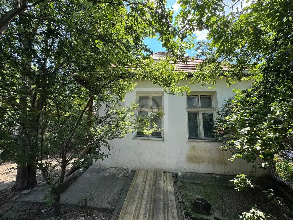 Teren și casă de vânzare în Miercurea Ciuc (central, strada Leliceni)