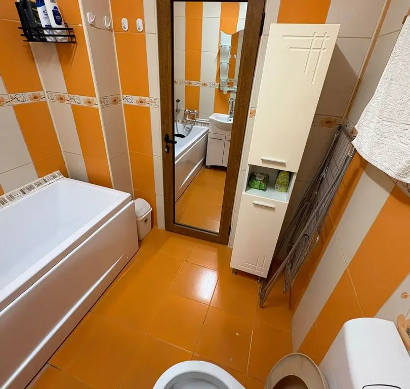 De vanzare apartament cu 2 camere, renovat, etaj 4 , Mazepa 1, 85.000 euro