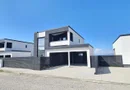 Casa individuala 4 camere 3 bai si garaj Cartier Izvor