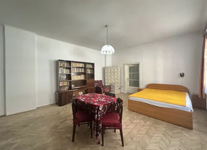 Apartament in casa spațios la doar 5-7 minute de Centrul Istoric