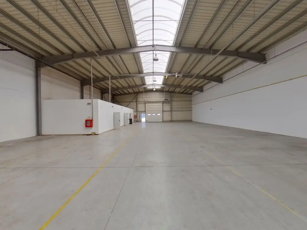 Hală industrială de închiriat 856 mp