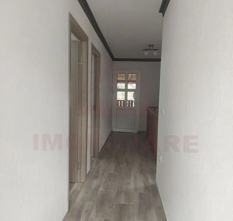 CASĂ DE VACANȚĂ 5 CAMERE,POINANA MĂRULUI, JUD.CARAȘ-SEVERIN
