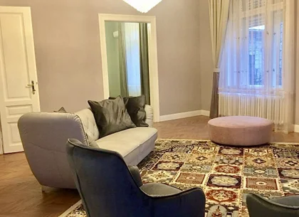 Apartament de 190 mp cu 3 camere de LUX pe Metianu Comision 0