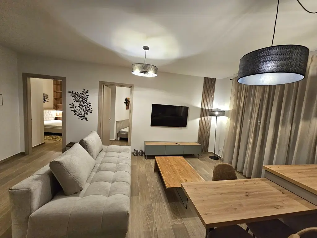 Apartament 3 camere de închiriat în Opera Residence –bloc nou, mobilat