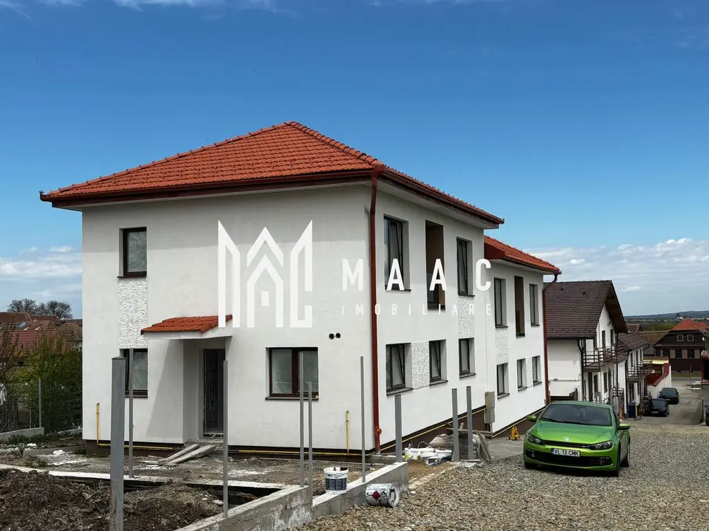 Casă Tip Duplex | 4 Camere | 2 Balcoane | Terasă | Șura Mică