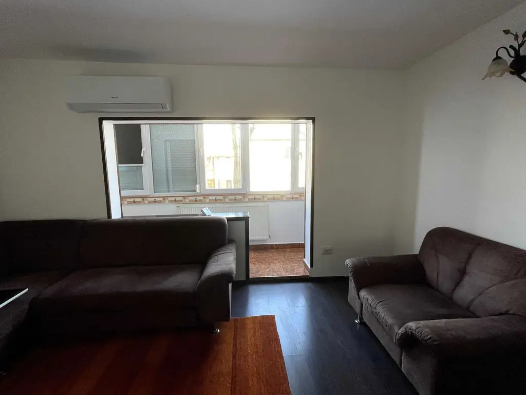 Apartament 3 camere de închiriat | 70 mp | Etaj 1 | 2 balcoane