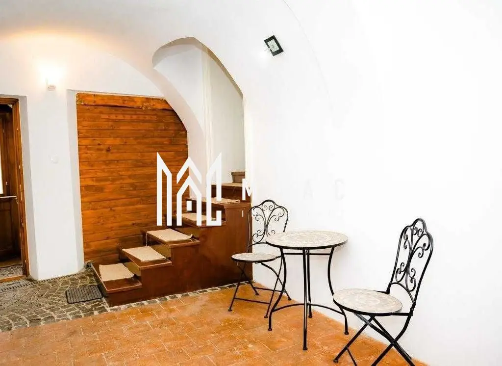 Casa individuala I 4 apartamente I Renovata I 335MPU I Centrul Istoric