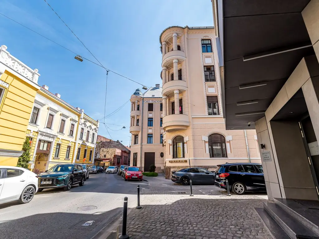 Apartament cu 2 camere în Palatul Bohuș - 0% COMISION