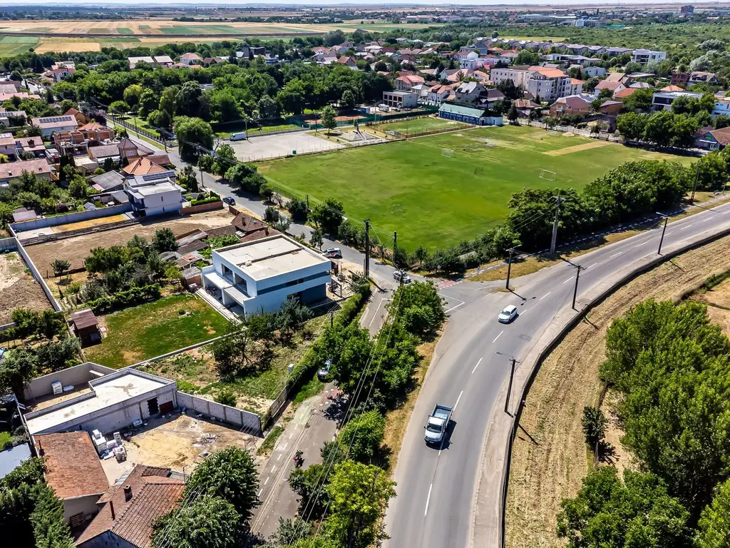 Vila finisata in subcetate, proprietate premium Comision 0%