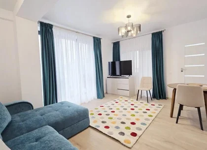 Apartament cu o camera, bloc nou - Prima inchiriere