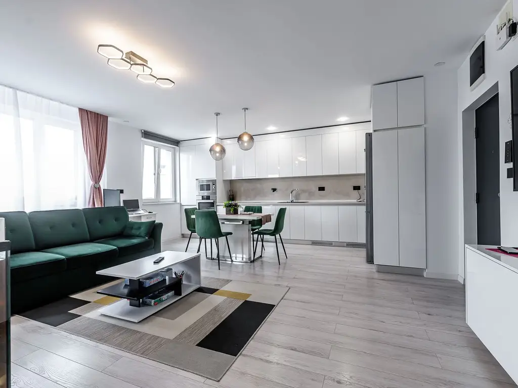Apartament superb, ultrafinisat, bloc nou lângă Medlife Genesys