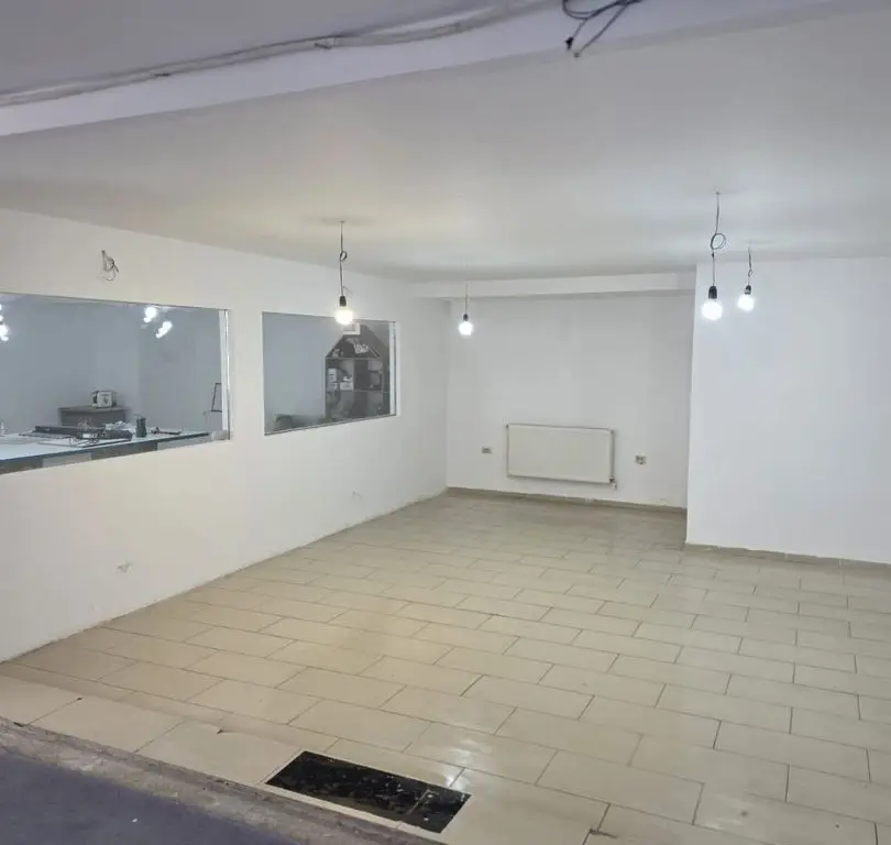 De vanzare spatiu comercial, demisol, Tiglina 1, sub VIP, 89.000 euro