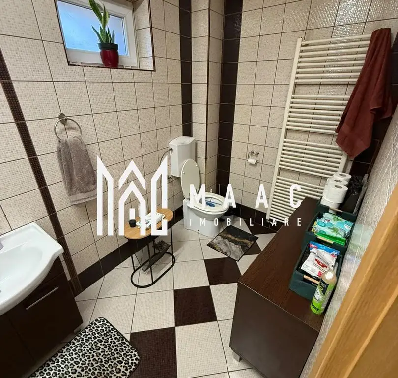 Casă de vânzare 4 camere | Lupeni, Sibiu | 141 mp utili, teren 676 mp