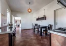 Casa ideală pentru familie: școală la 3 min. Zonă foarte liniștită.