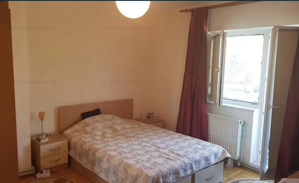 Ap 3 camere zona Dacia
