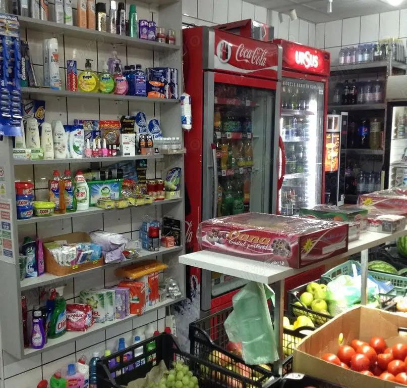 Cedez spatiu si afacere din mers  pe bld. Liviu Rebreanu 6 - Minimarket cu societate sau fara.