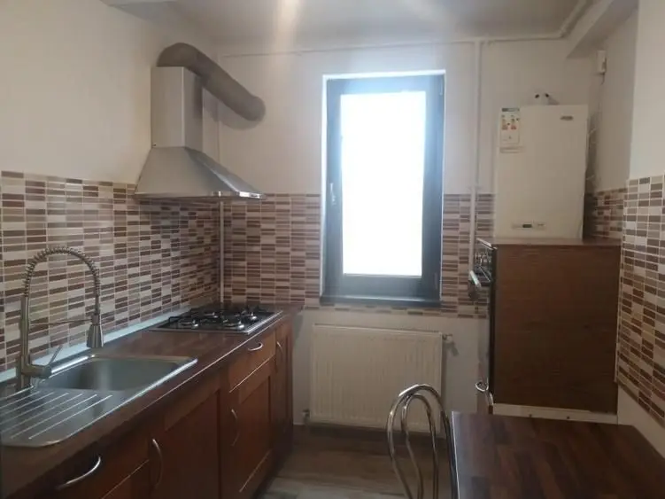BRASADAS - inchiriaza ap 2 cam cu loc parcare / Mihai Bravu
