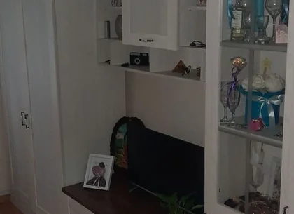Ag BRASADAS vinde apt 3 camere Carpati 1 PARTER.
