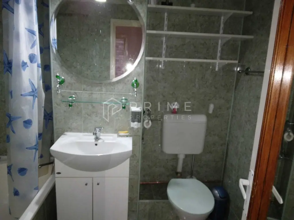 De închiriat: Apartament 3 camere, 2 băi – Zona Tudor