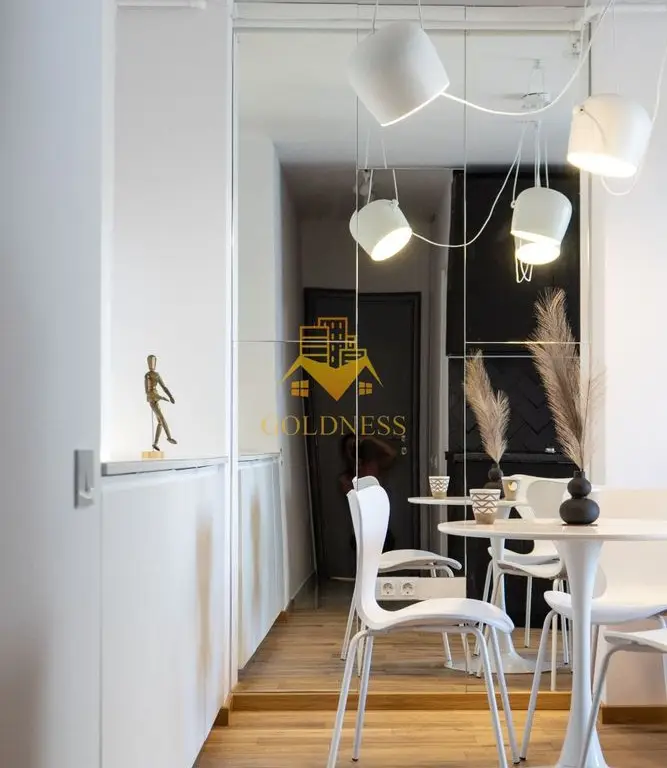 Apartament superfinisat zona Strazii Horea. Bloc nou!