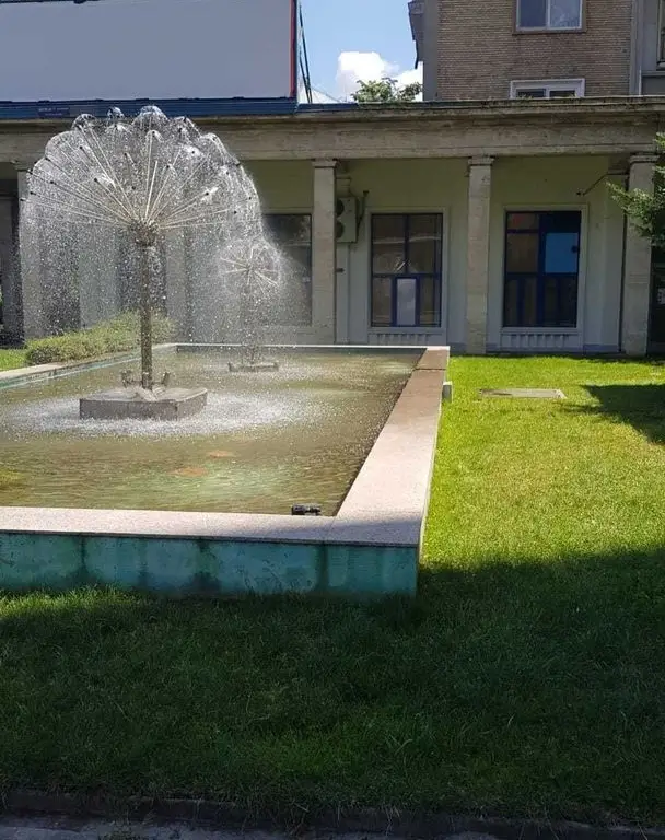 BRASADAS închiriaza ap 2 cam Piata Natiunile Unite etaj 8/17.