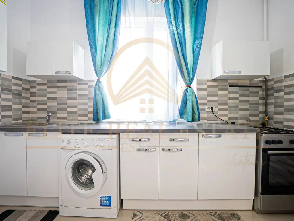 Mamaia 2 camere 55 mp -Parcare inclusa