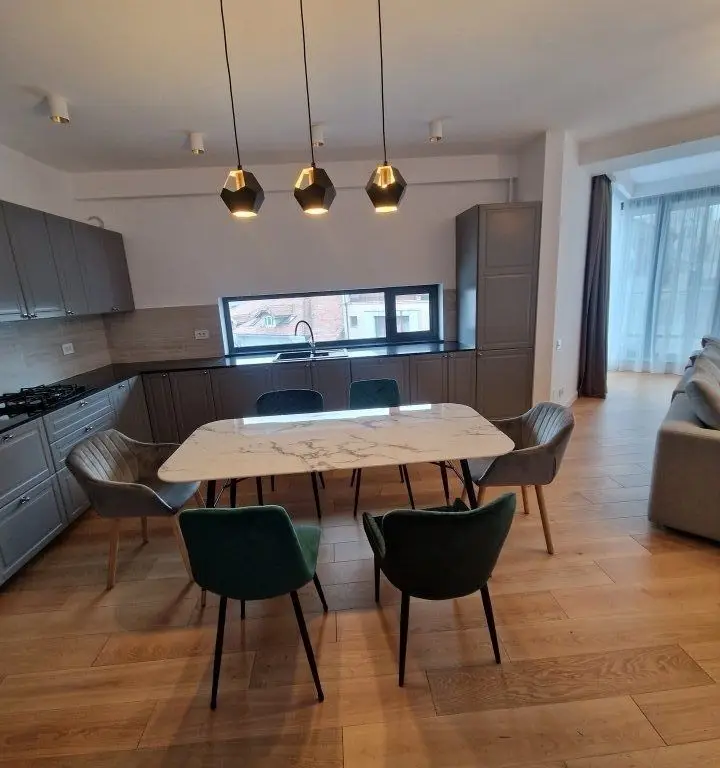 Apartament zona ultracentrala LUX*****