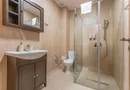 Pensiune Râșnov, 13 camere plus locuință proprietar, zonă Cetate