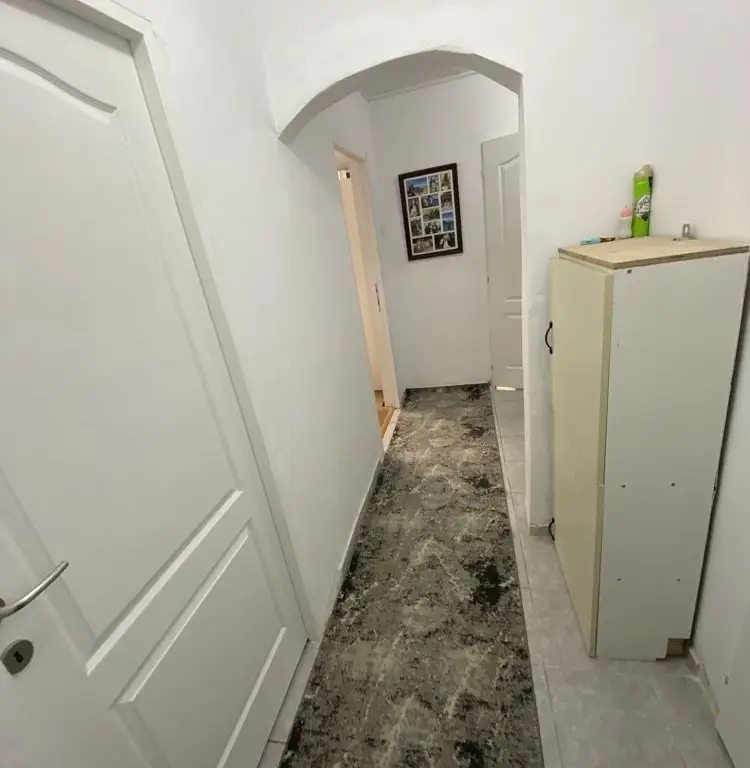 Vând apartament