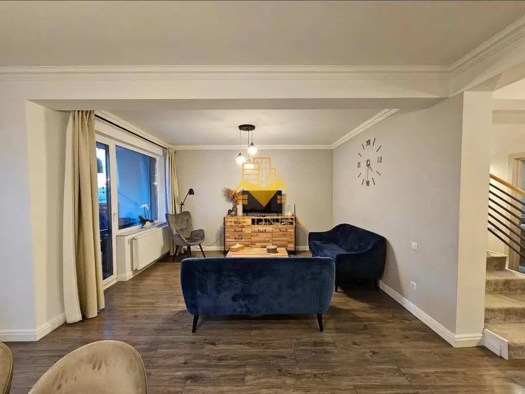 Casa individuala, 4 camere, parcare, 120mp,300mp teren,cartier Voronet