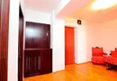 BRASADAS inchiriaza ap 2 cam etaj 4/8 Bd Unirii Zepter.