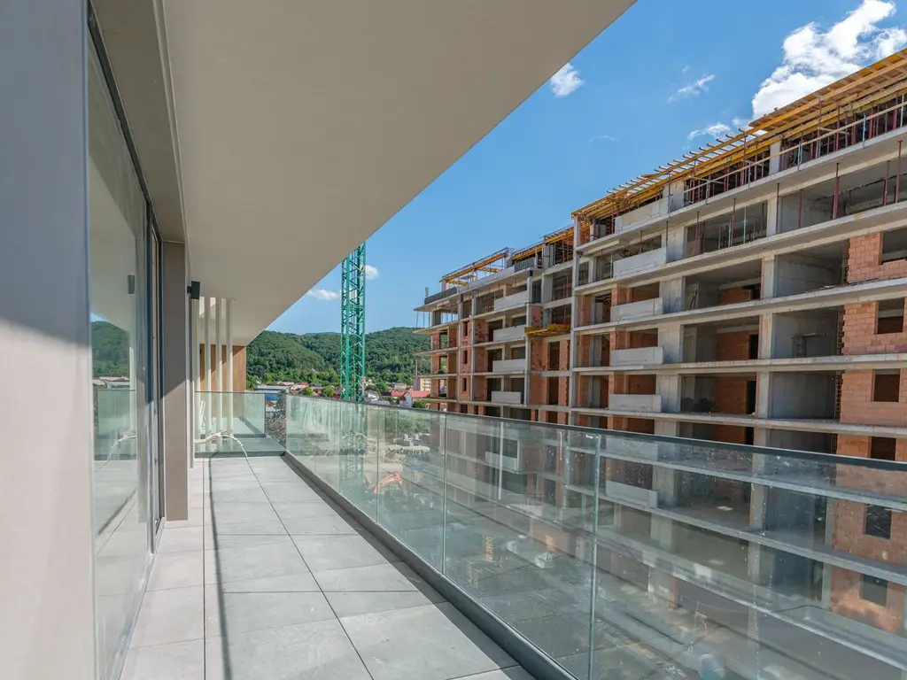 Apartament 2.5 Camere Sala Polivalentă | 59 mp Util + 18 mp Balcon