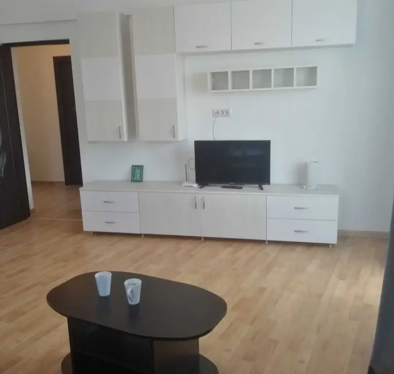 Proprietar -Vând apartament spațios la mare